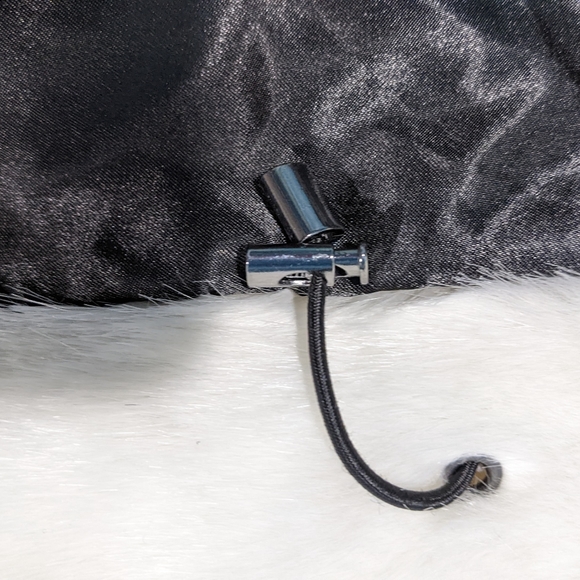 INC faux fur " Cruela"  jacket with pockets - Picture 10 of 10